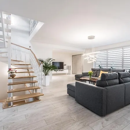 Villa House * Sauna * Poznań